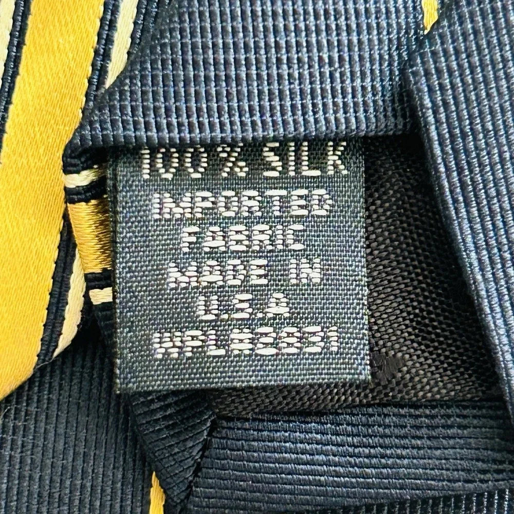 Nautica Dark Blue Gold White Stripes Silk Men's Tie‎ Made in USA 3.25